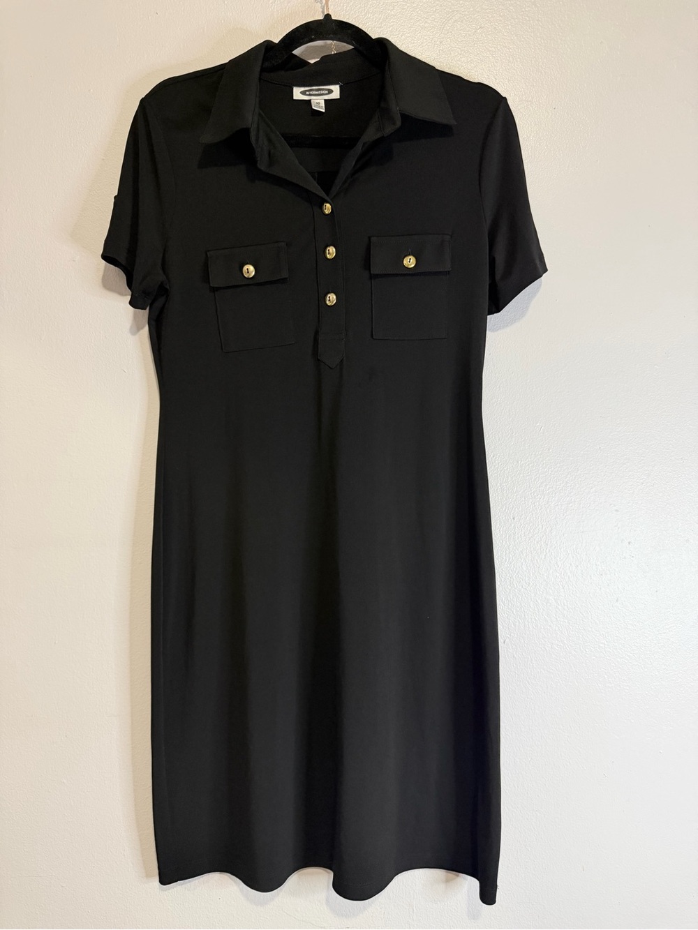 Casual Polo Midi Dress with Gold Buttons